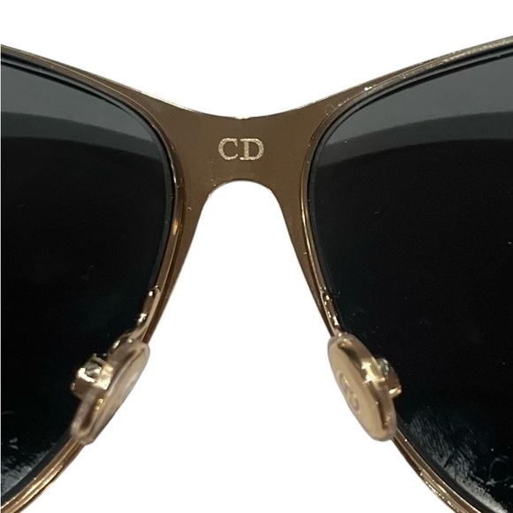Christian Dior New Motard Cat-Eye Sunglasses - Picture 13 of 15
